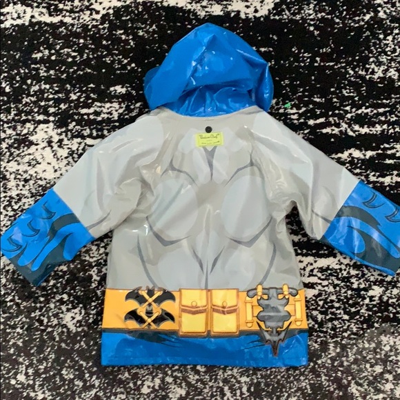 Batman raincoat - Picture 3 of 3